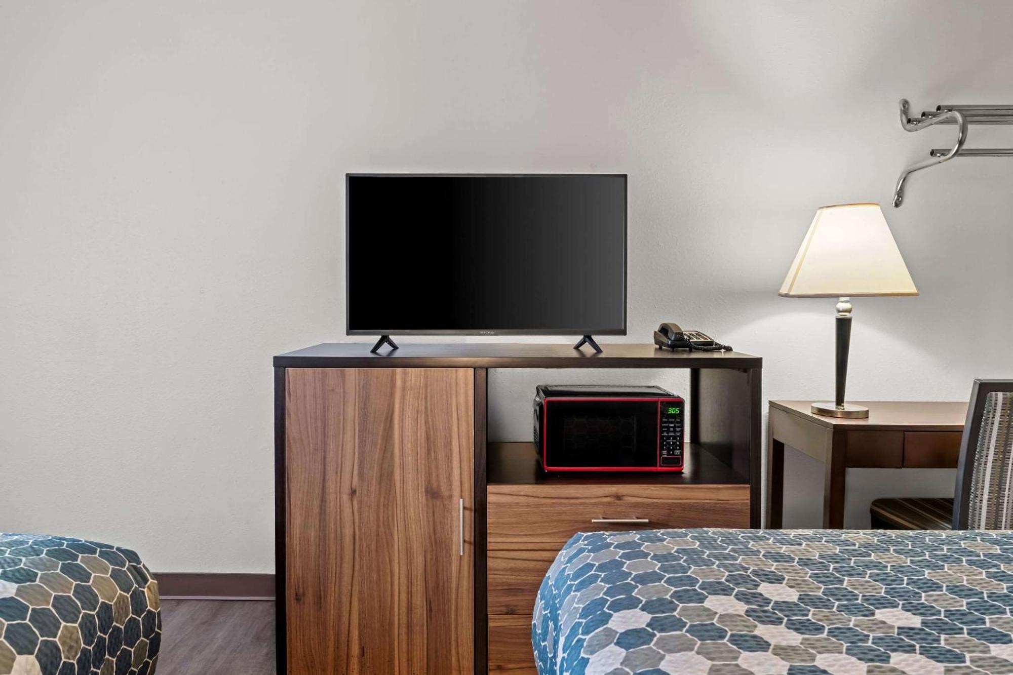 Rodeway Inn Billings Logan Intl Airport Near St Vincent Hospital Экстерьер фото